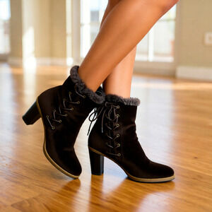 Stuart Weitzman Brown Suede Faux Fur Trim Lace Up Zip Up Ankle Boots 8.5